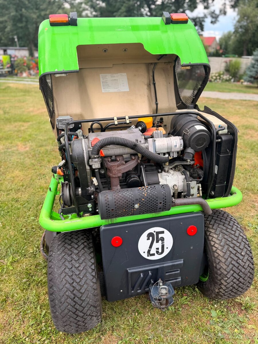 Profesionální traktor Etesie H124DS - 8