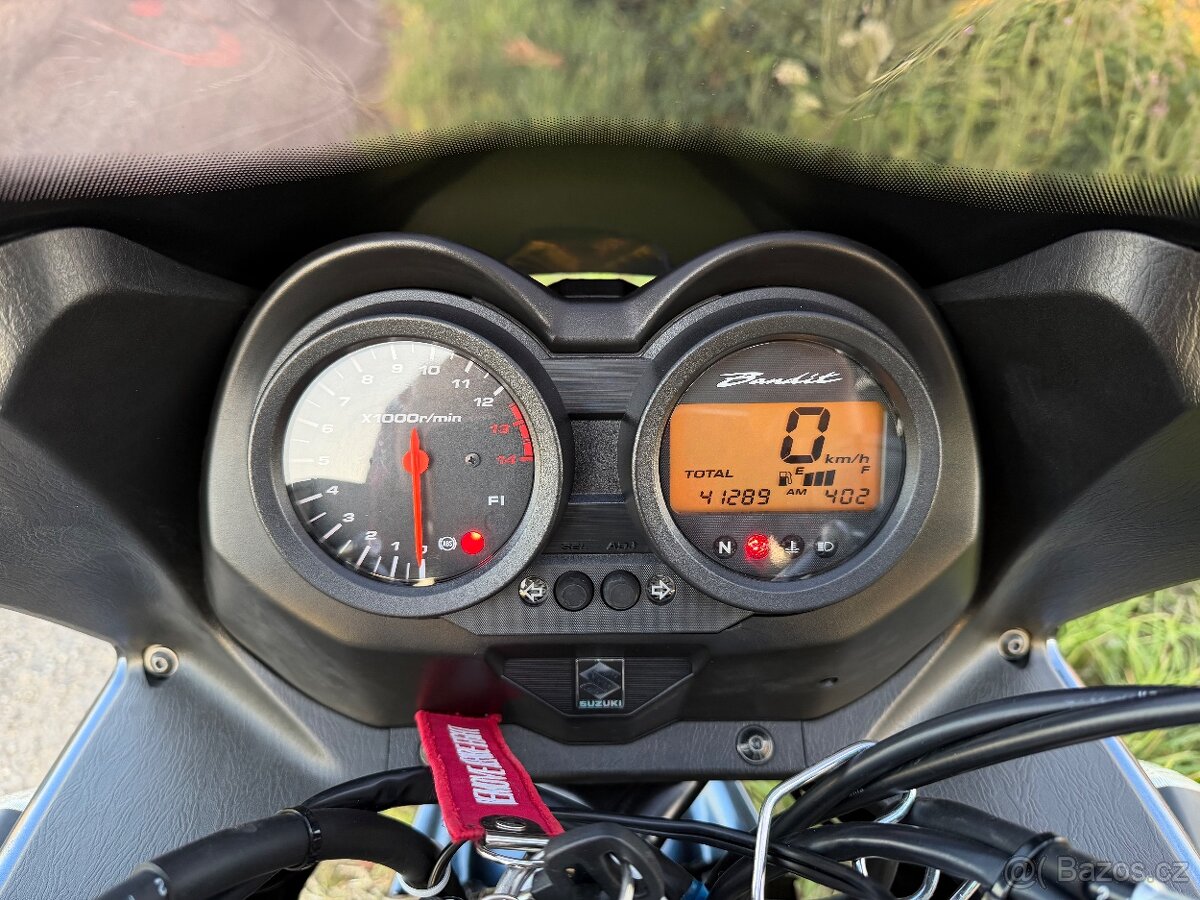 Suzuki GSF 650 SA - 8