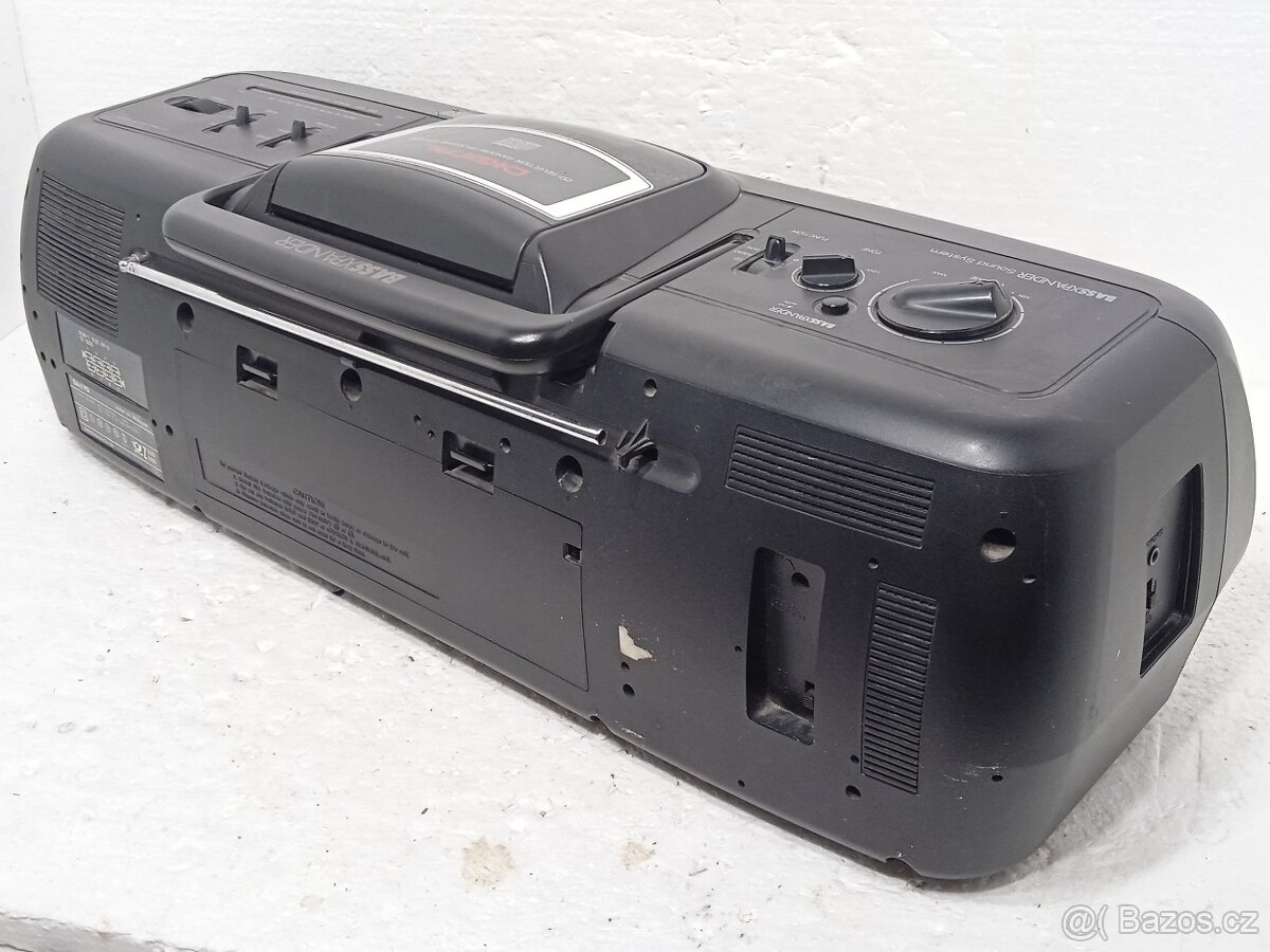 SANYO MCD-Z10F - Retro CD kazetový radiomagnetofon - 8