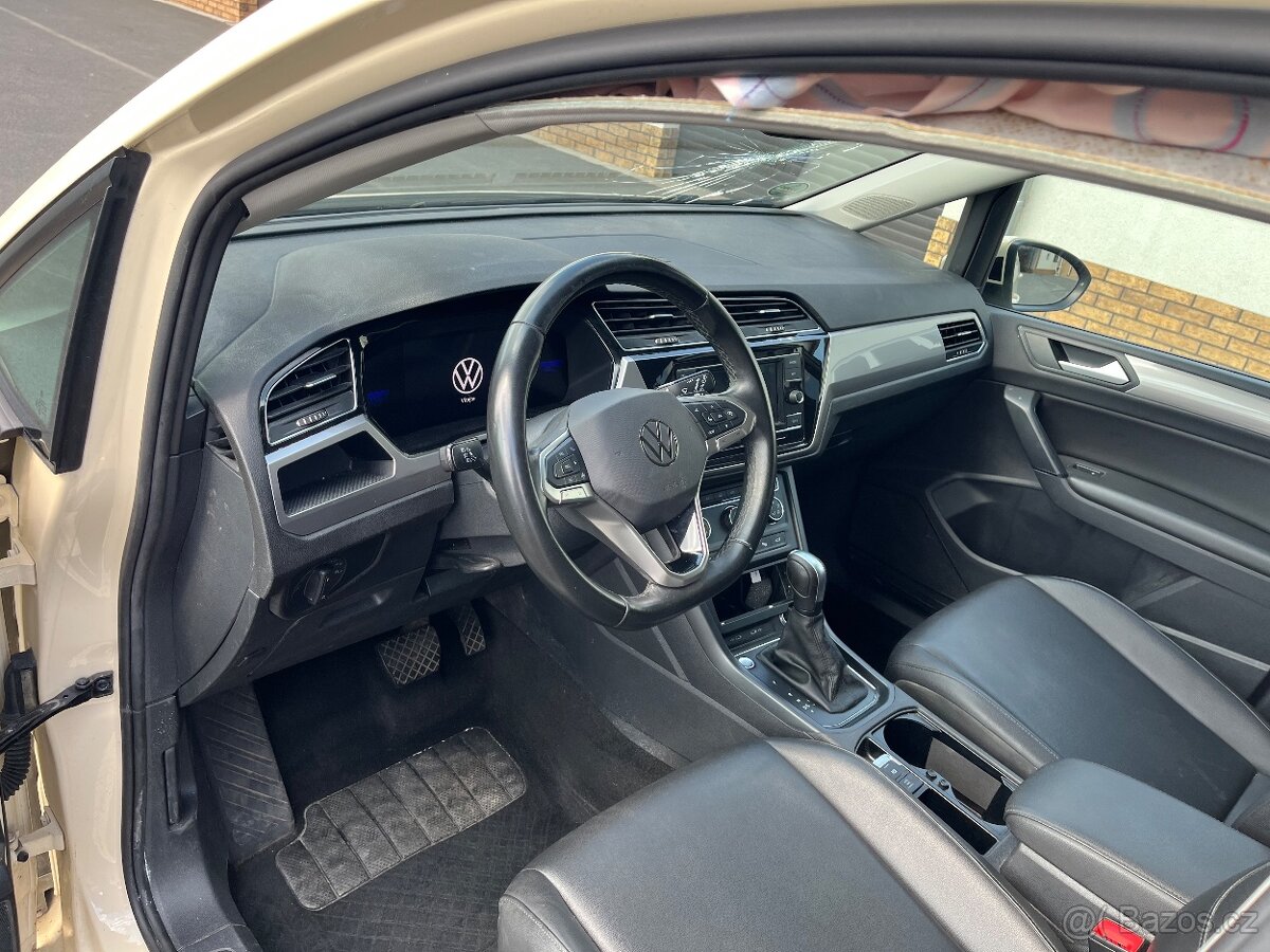 VW TOURAN 2.0ZDI DSG 7míst rv.2022 - 8
