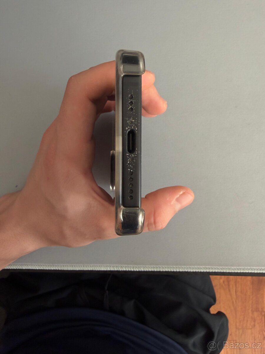 iPhone 15 stále se zárukou - 8