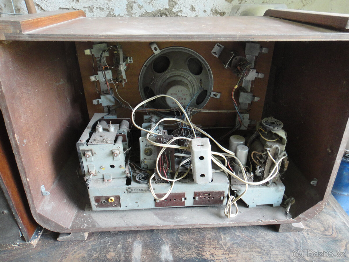 Radio - 8