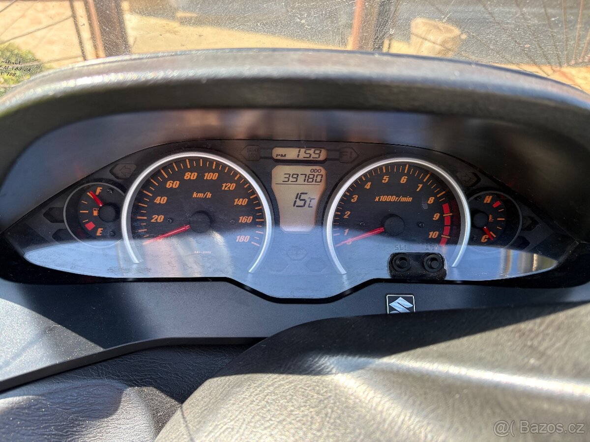 Suzuki - 8