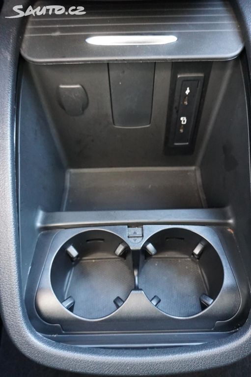 Mercedes-Benz Třídy V, V300 4Matic - 8