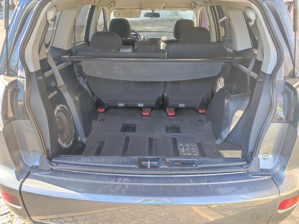Mitsubishi Outlander ll - 8