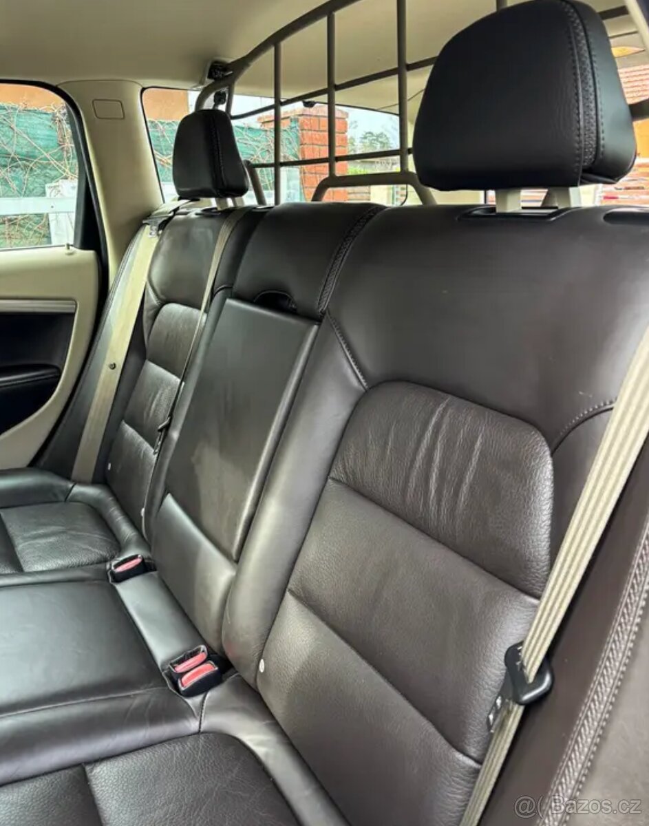 VOLVO XC70 D5 AWD SUMMUM - 8