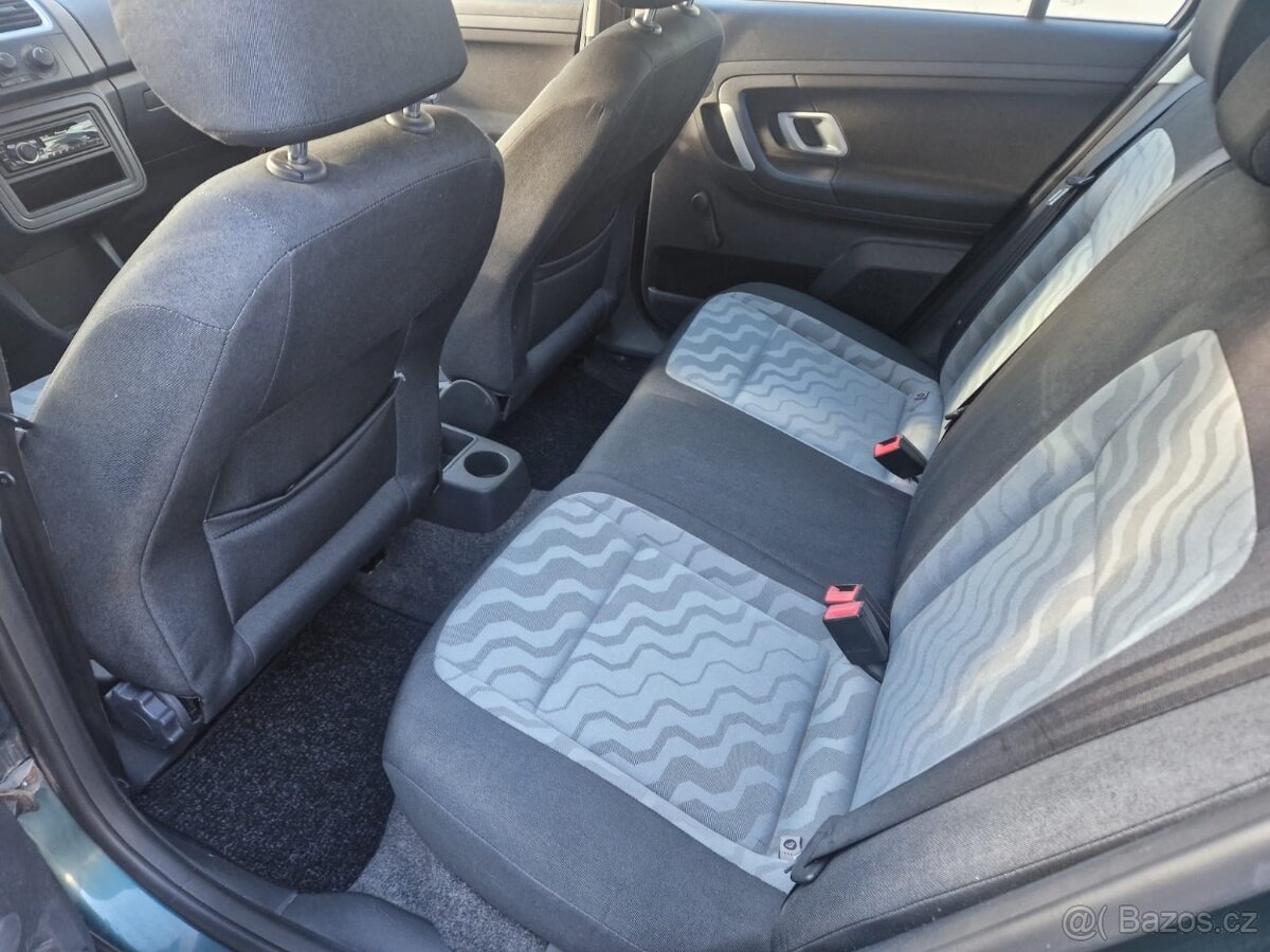 Škoda Fabia II 1.4i 16v Kombi//Tempomat//NOVÁ STK - 8