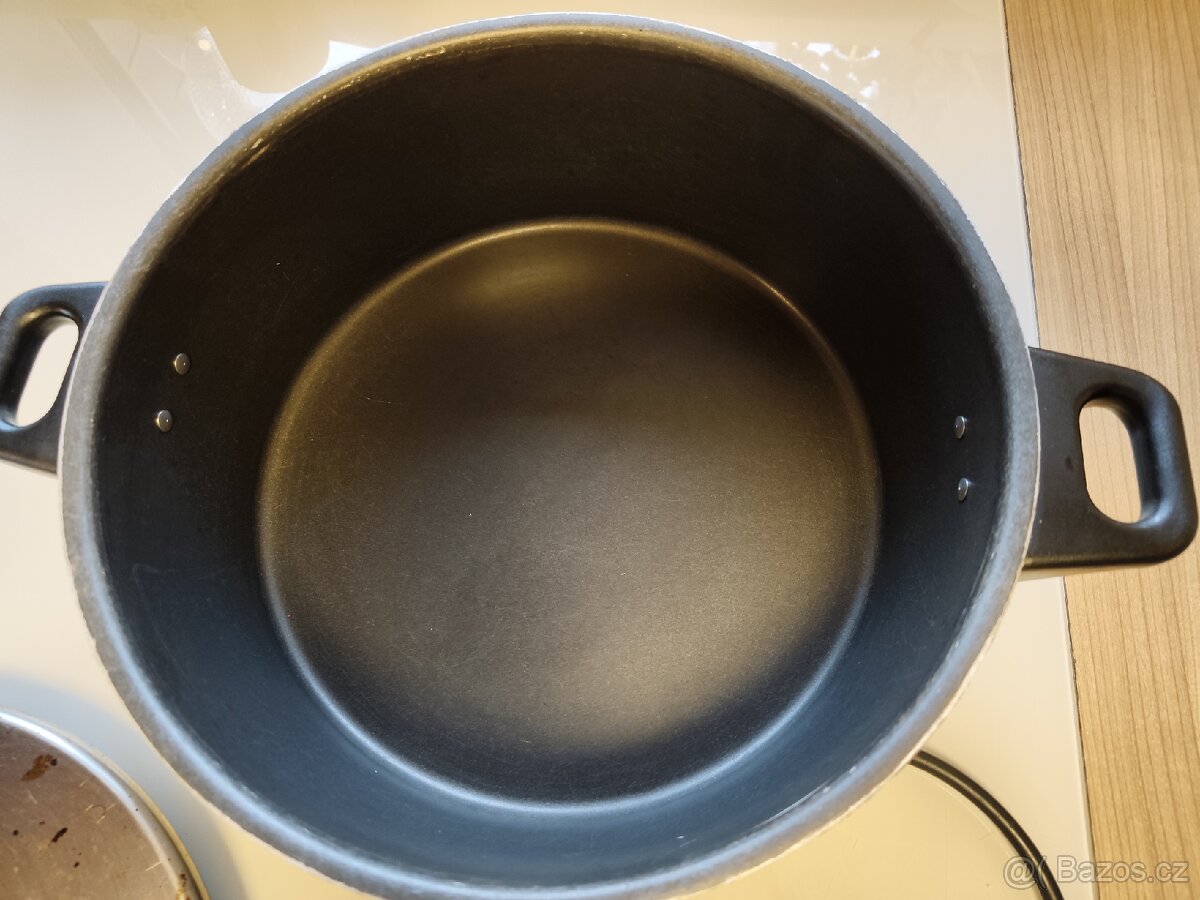 Remoska Grand moderní - 8