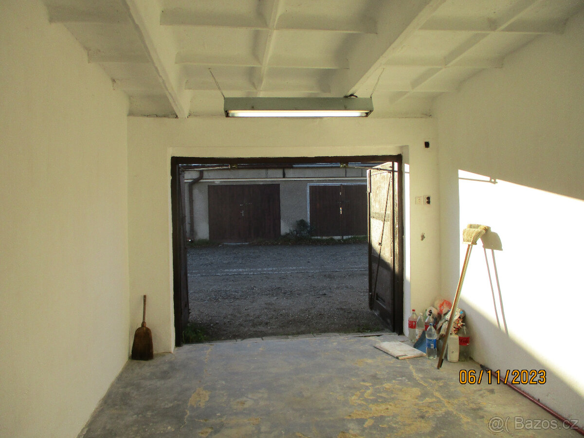 Pronájem garáže 22m2 s elektřinou v Opavě - 8