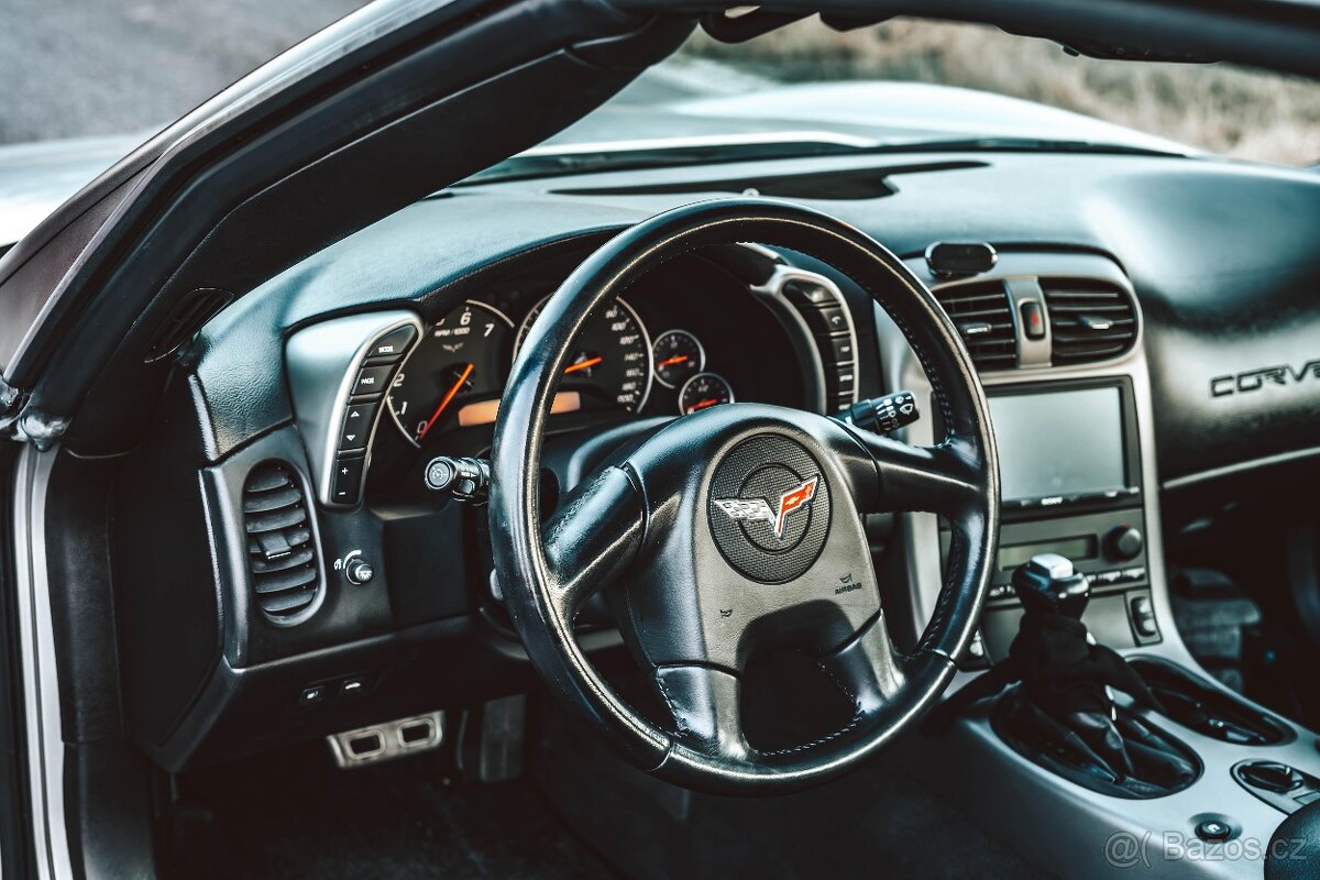 Chevrolet Corvette C6 6.0 LS2 V8 automat - 8