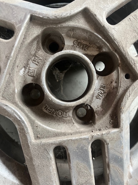 Opel Kadett C náhradní díly - 8