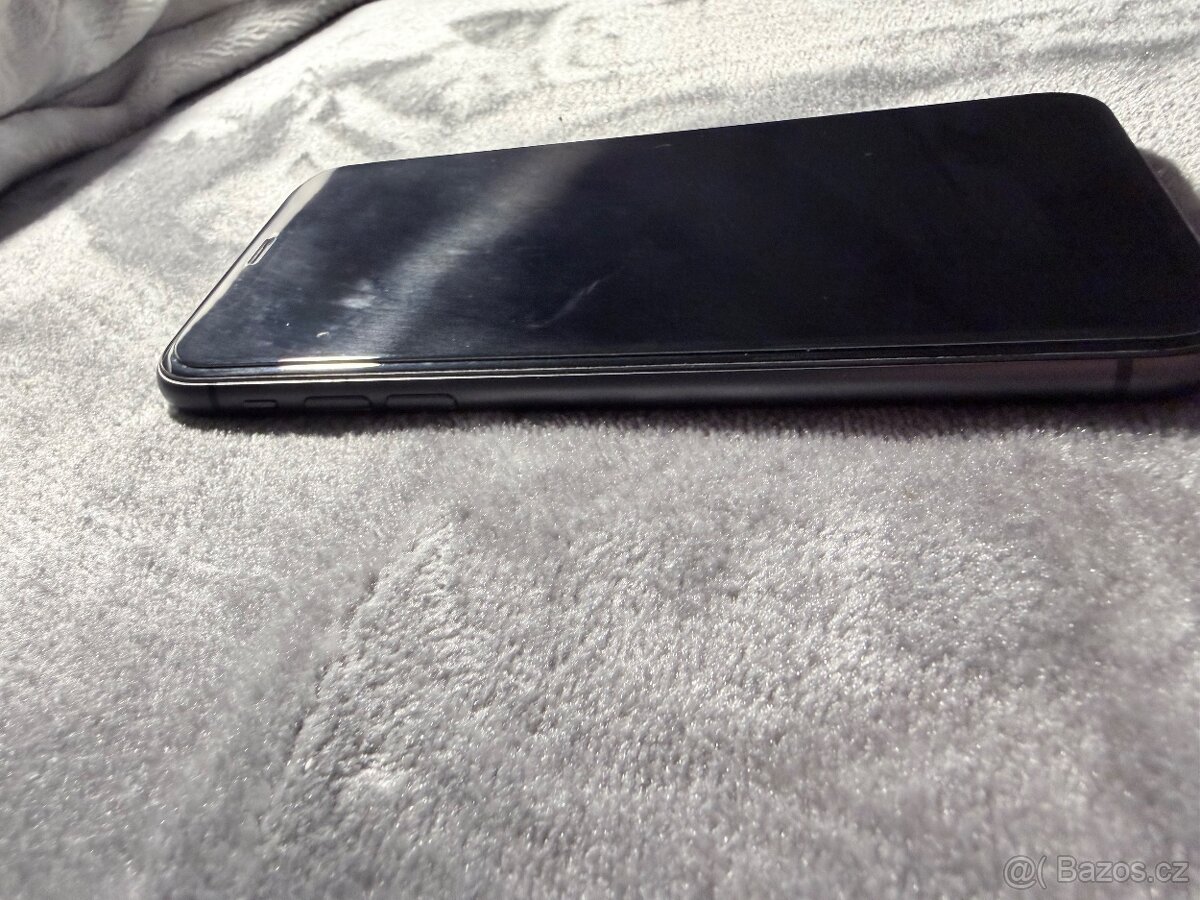 IPhone 11 černý 64 gb - 8