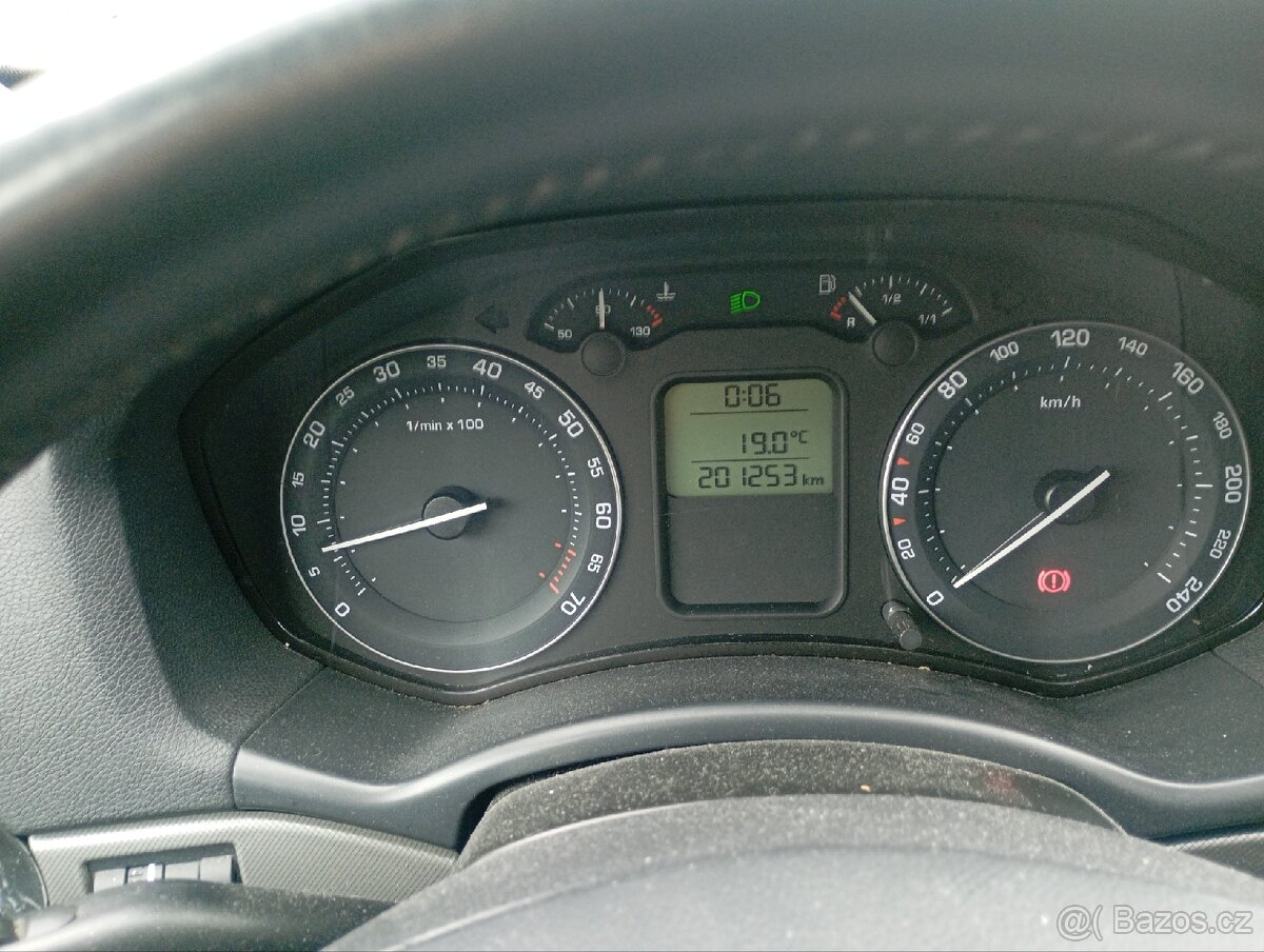 Octavia 2 2,0 FSI, 9201 - 8