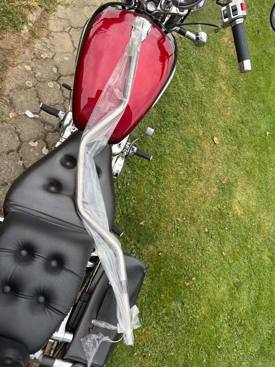 Suzuki VS 1400 Intruder - 8