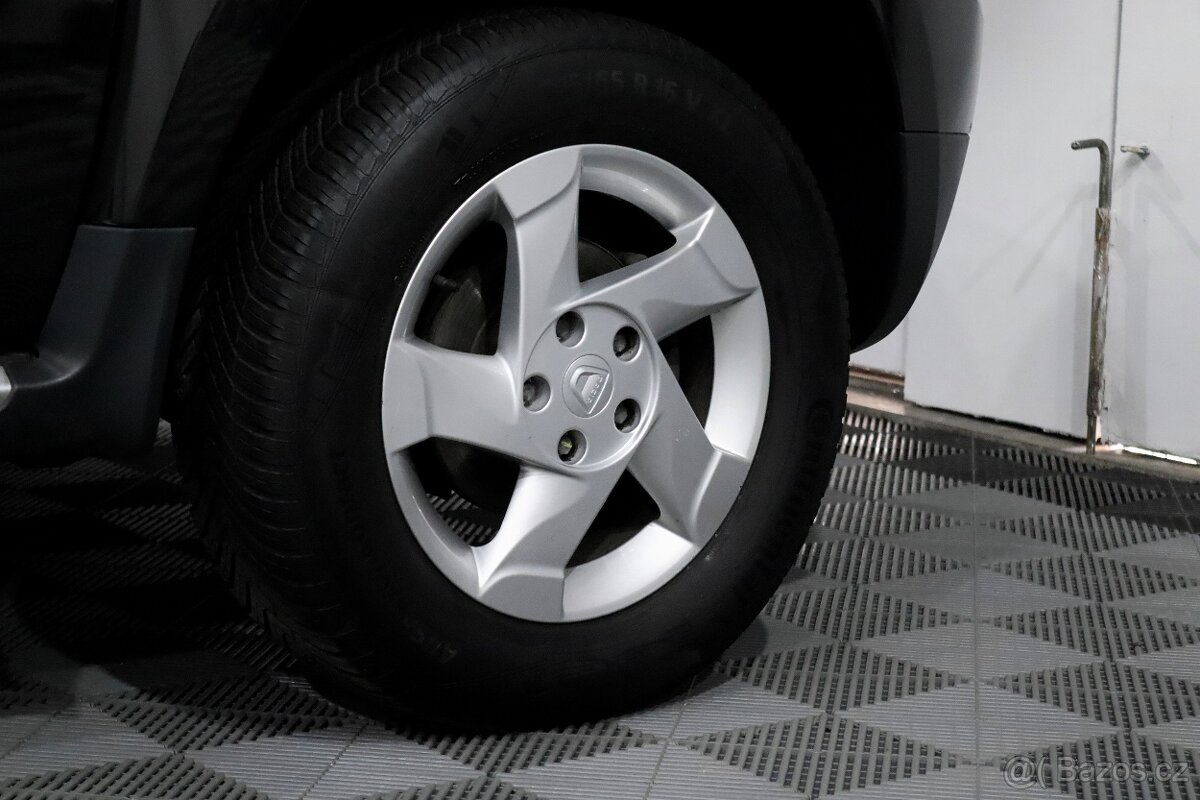 Dacia Duster 1.6i 16v 77kW Laureate - 8