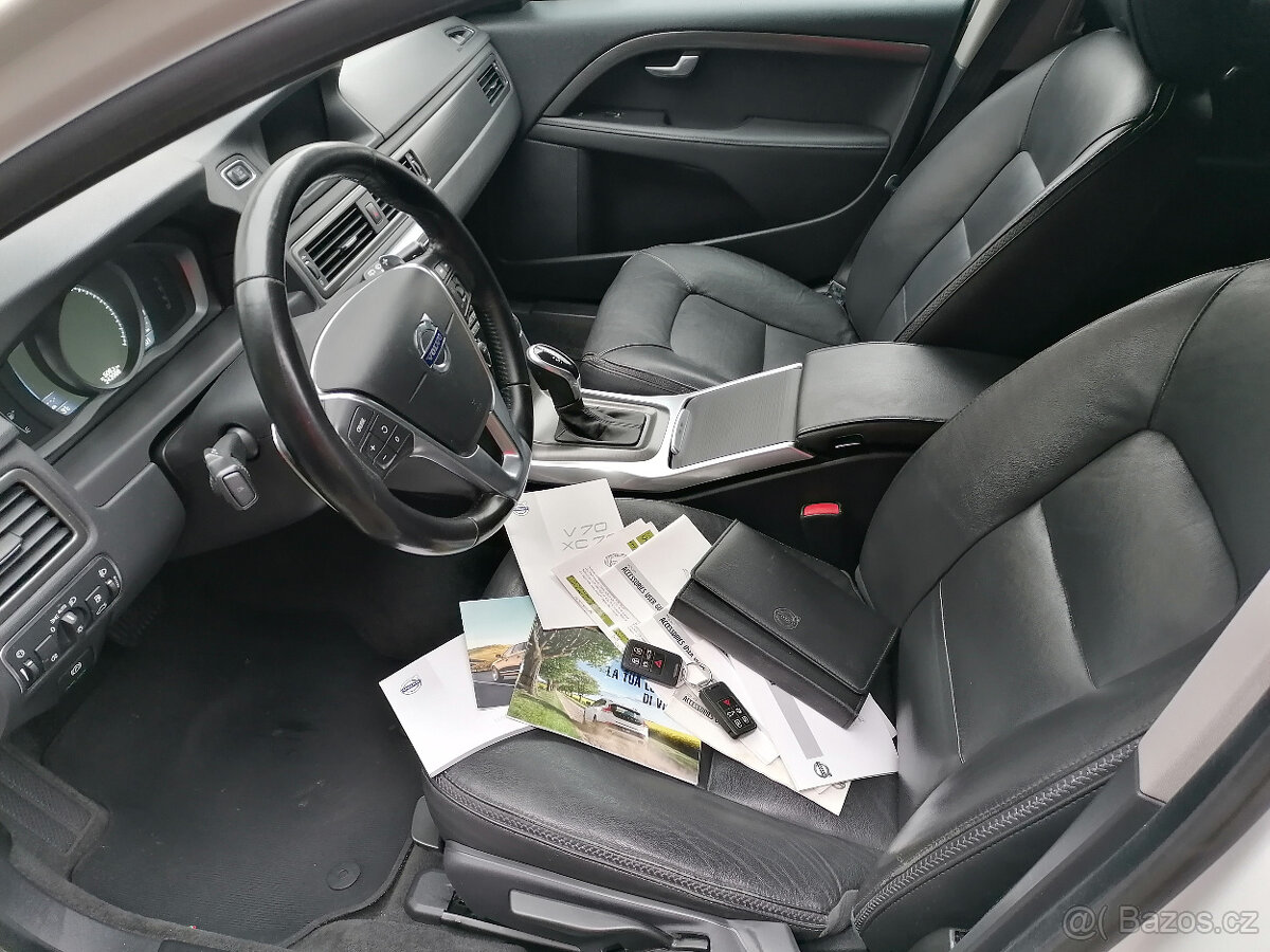 Volvo XC 70 2,4 D4 AWD - 8