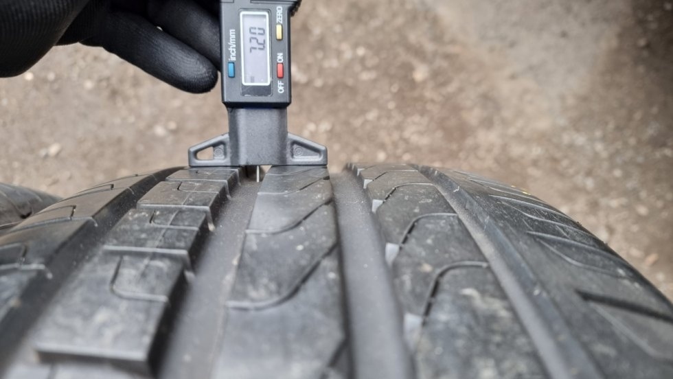 Letní pneu 235/55/19 Pirelli - 8