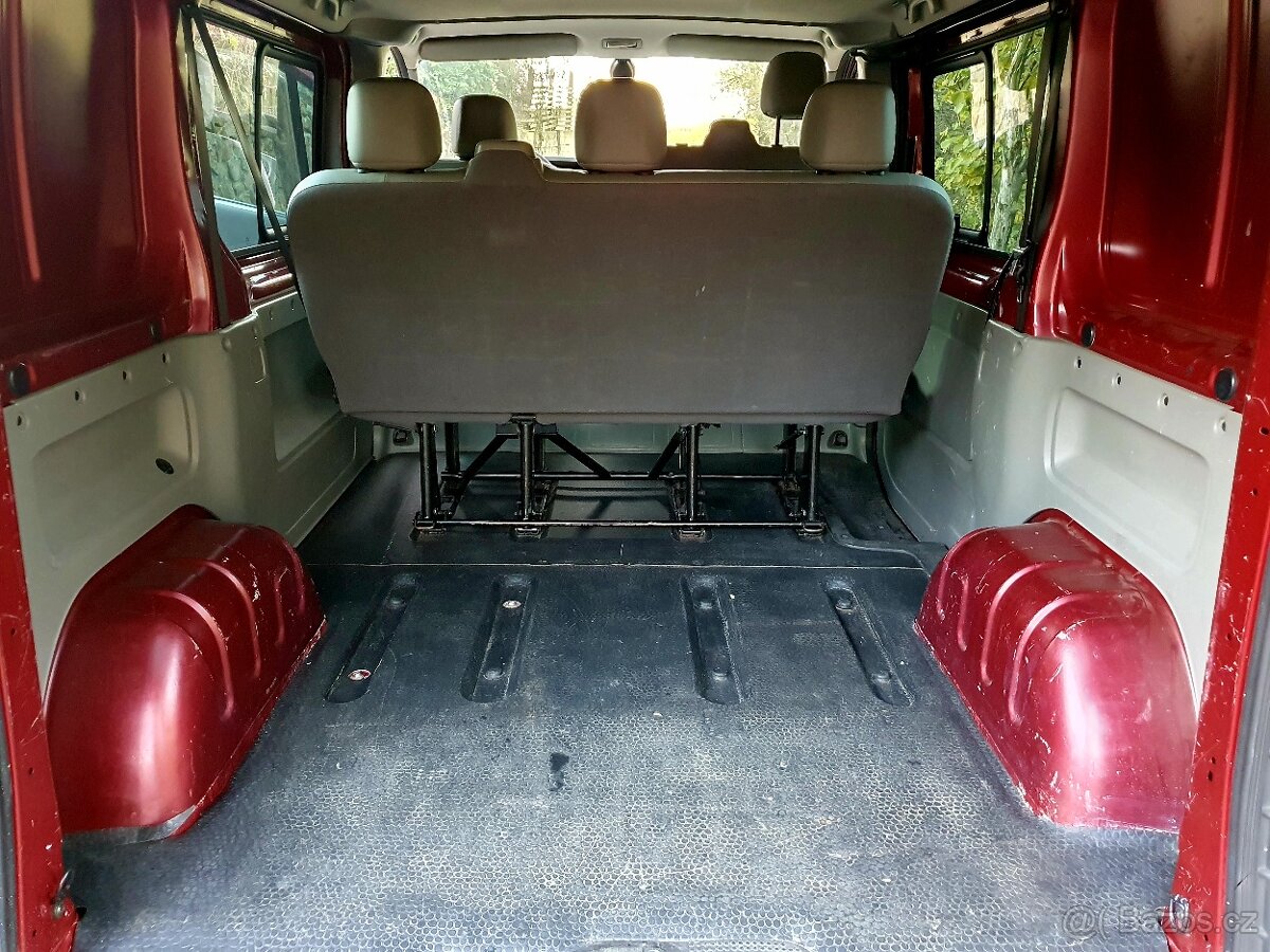 Opel Vivaro 2,5 CDTI, 107 KW. - 8