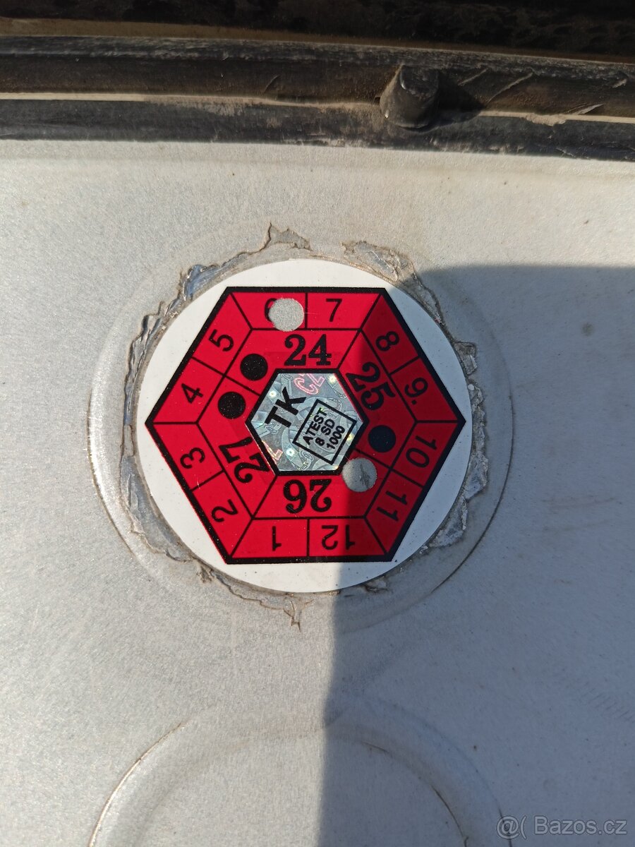 Prodám Škoda Octavia 2 facelift, 1.9 TDI 77kw, STK 6/26 - 8