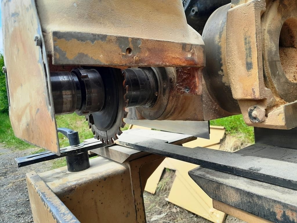 Čtyřstranná frézka SCM - 8