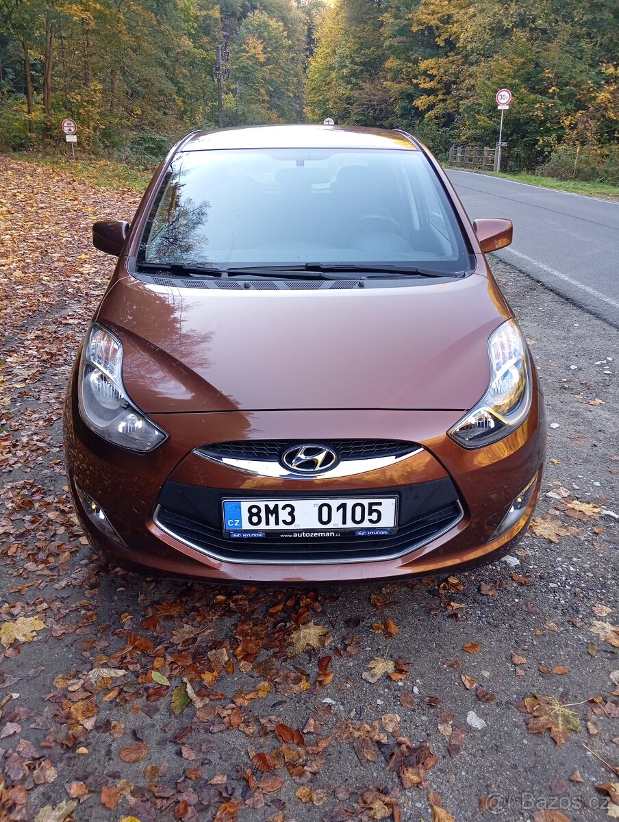 Hyundai ix20,Čr,1.4/16v/66kw,1.majitel,najeto 54.871km - 8