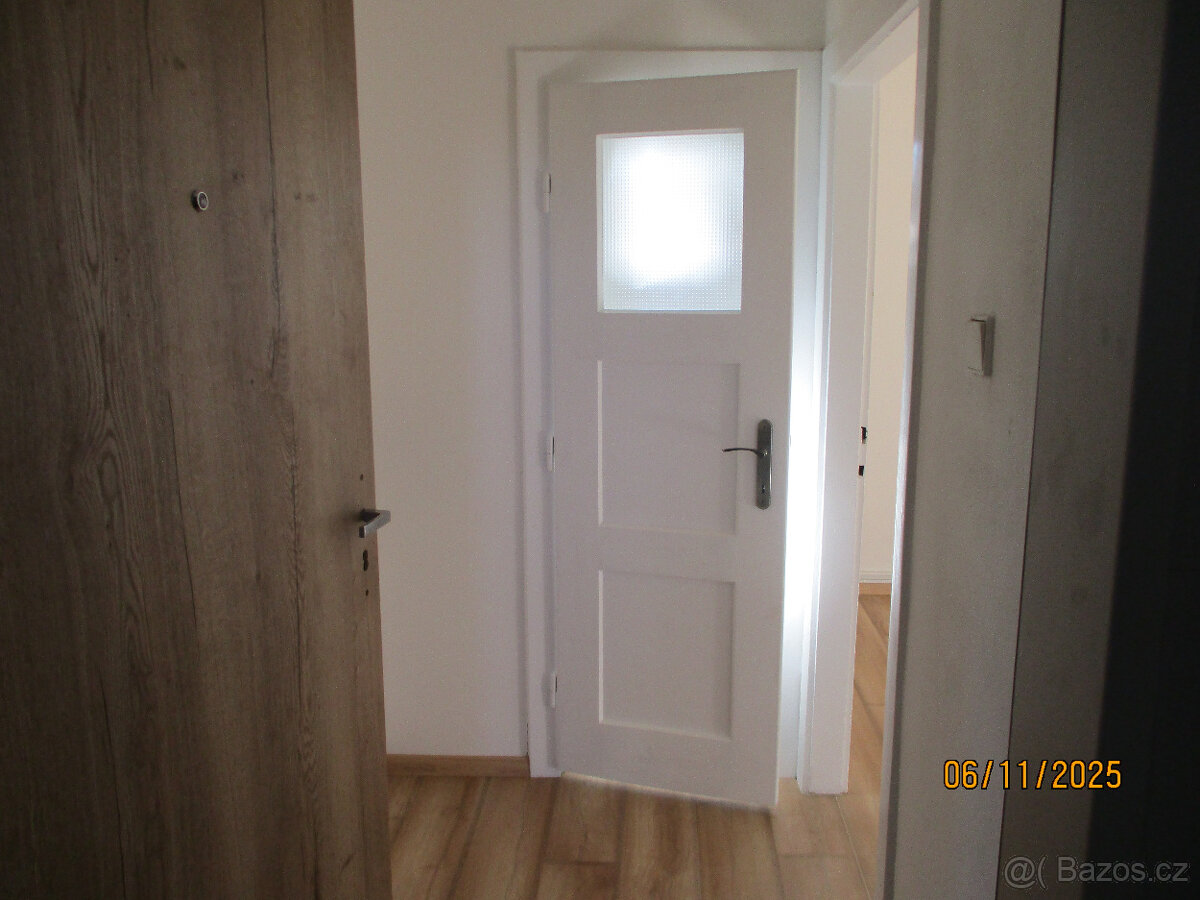 Pronájem bytu 1+1 35m2 v Opavě-Kateřinkách po rekonstr. - 8