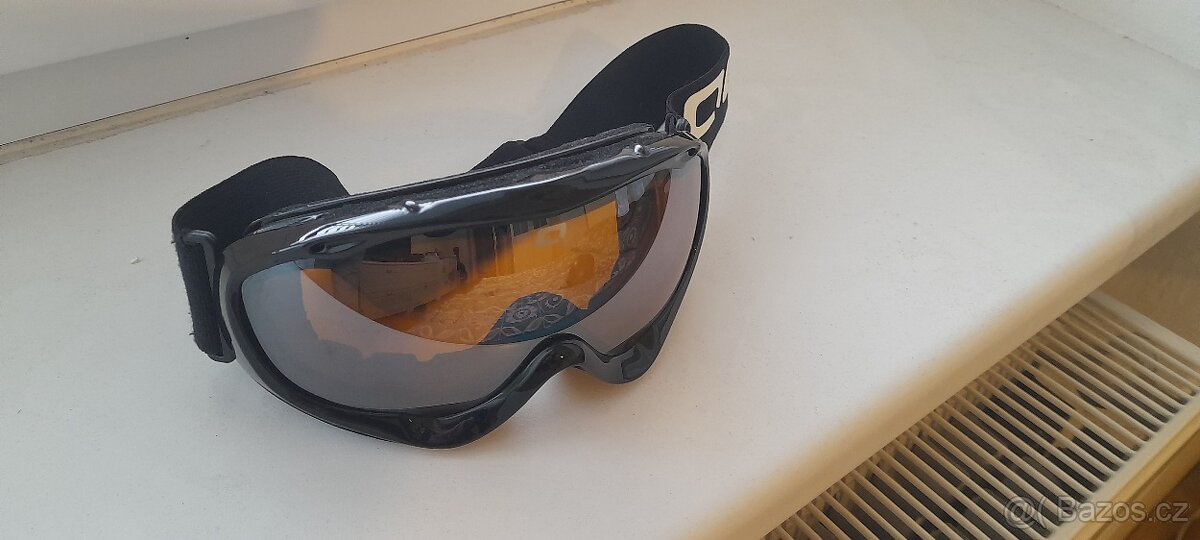 Lyžařská přilba + brýle - 8