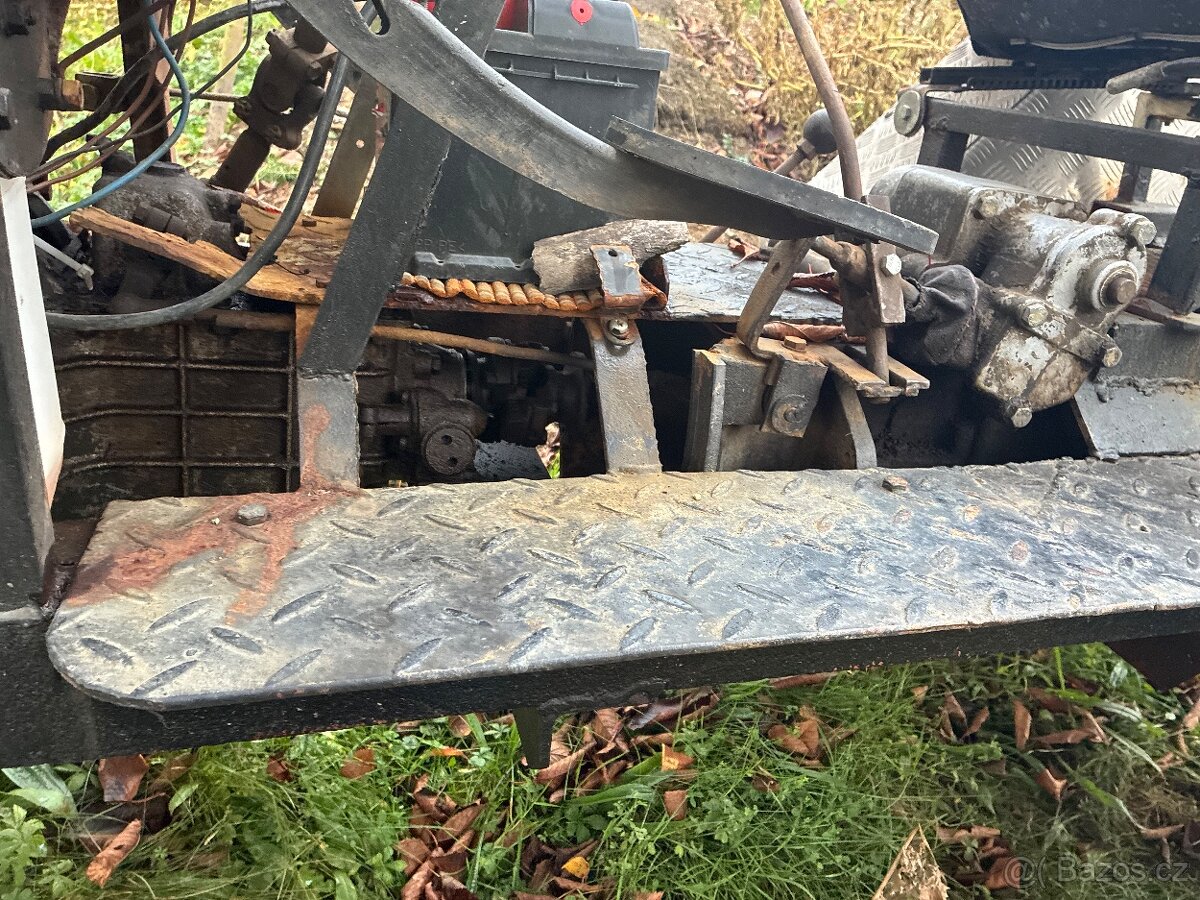 Prodám traktor domácí výroby - 8