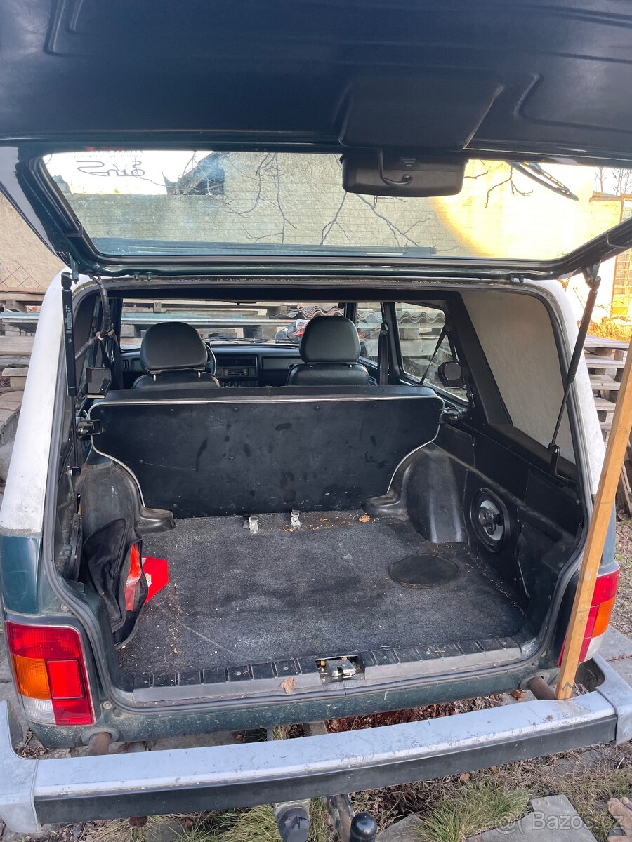 Lada Niva na díly - 8