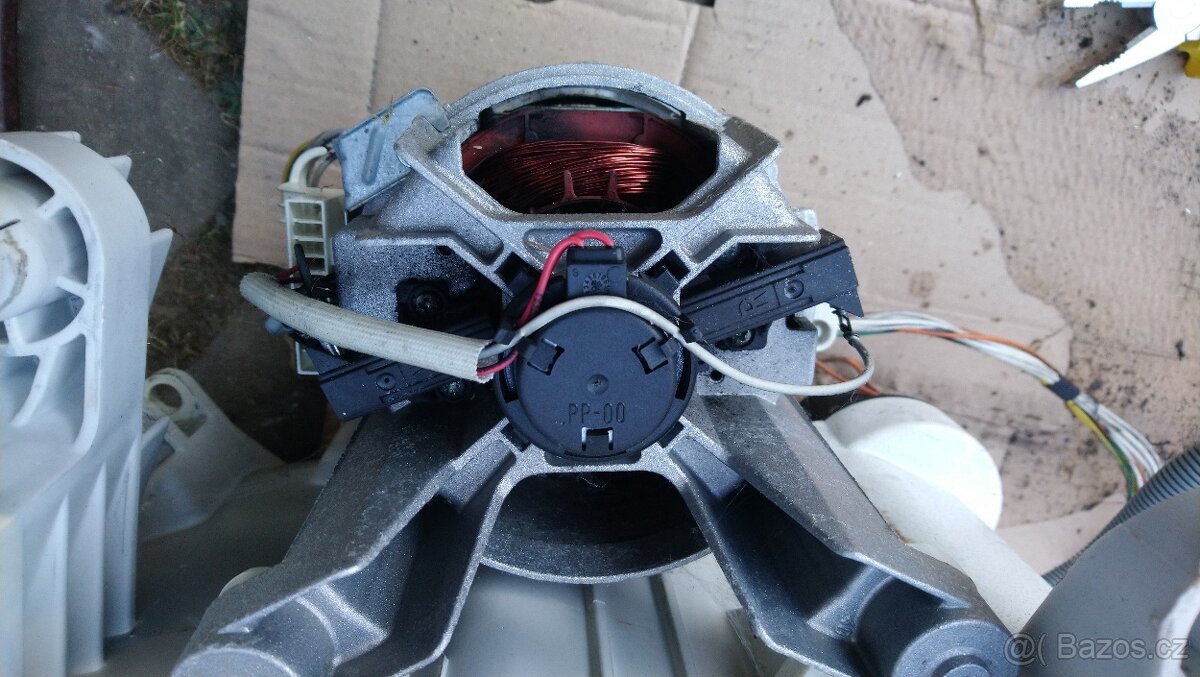 díly z pračky Zanussi ZWP 580 - 8