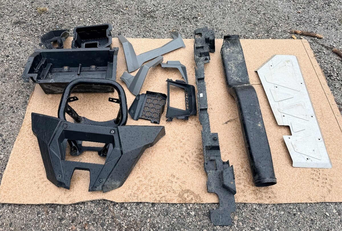 POLARIS RZR PRO R ULTIMATE 2.0 DIELY - 8