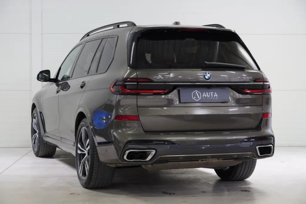 BMW X7, 40i,M-PAKET,HUD,PANO,ZÁRUKA - 8