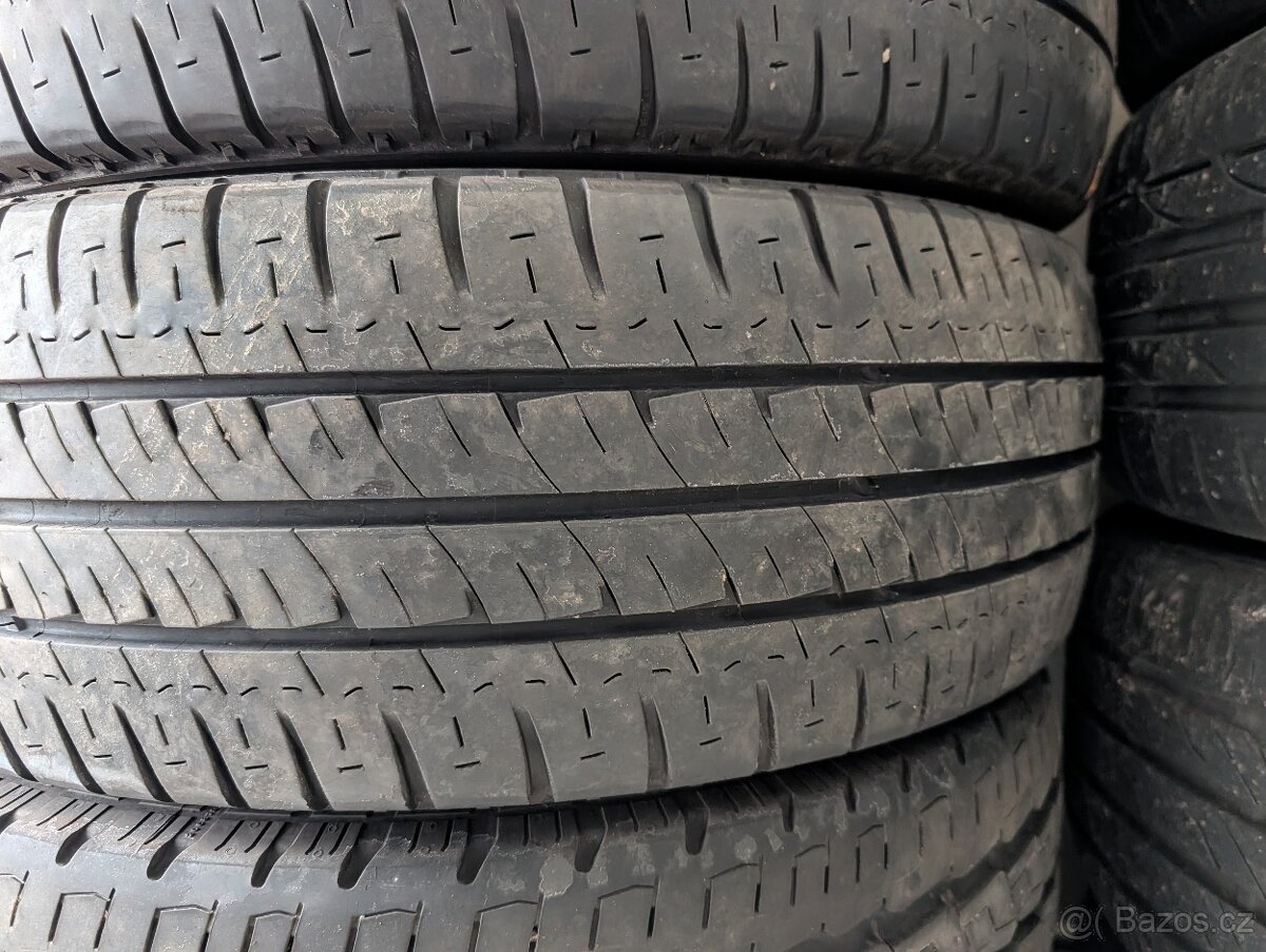 225 65 16c Michelin - 8