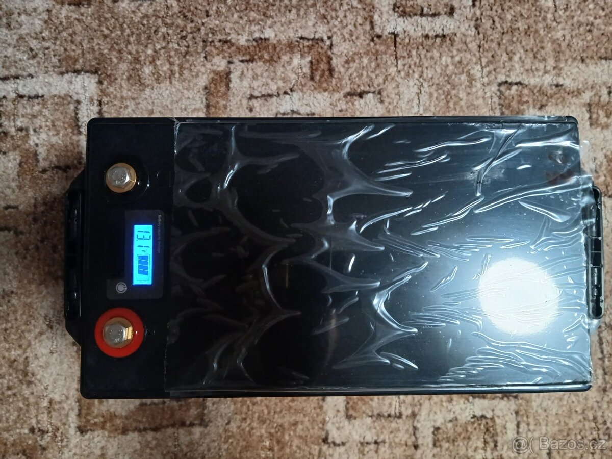 Prodám nový lifepo4 akumulátor Baterie 12v 320Ah 4kWh - 8