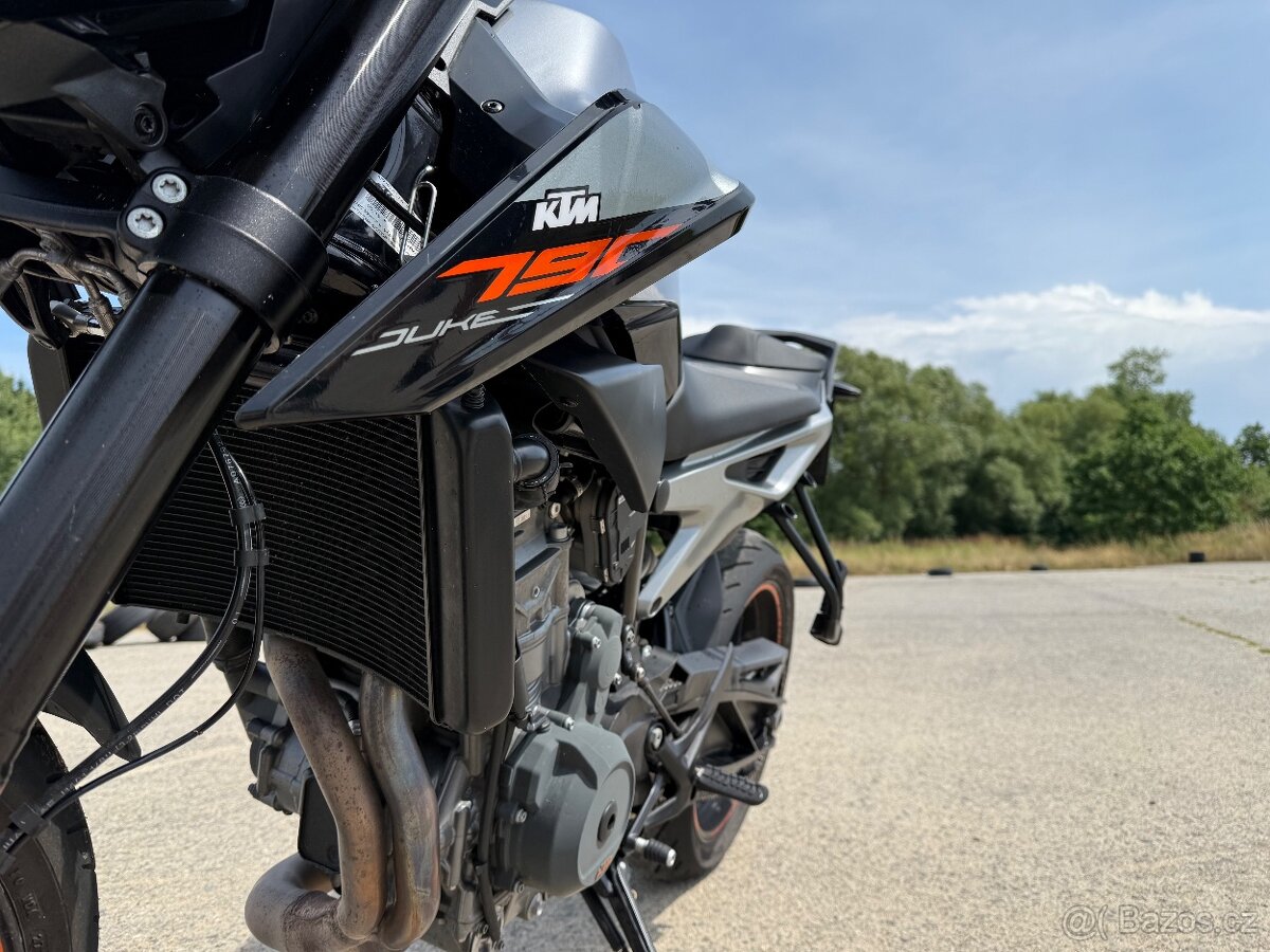 Ktm duke790 - 8