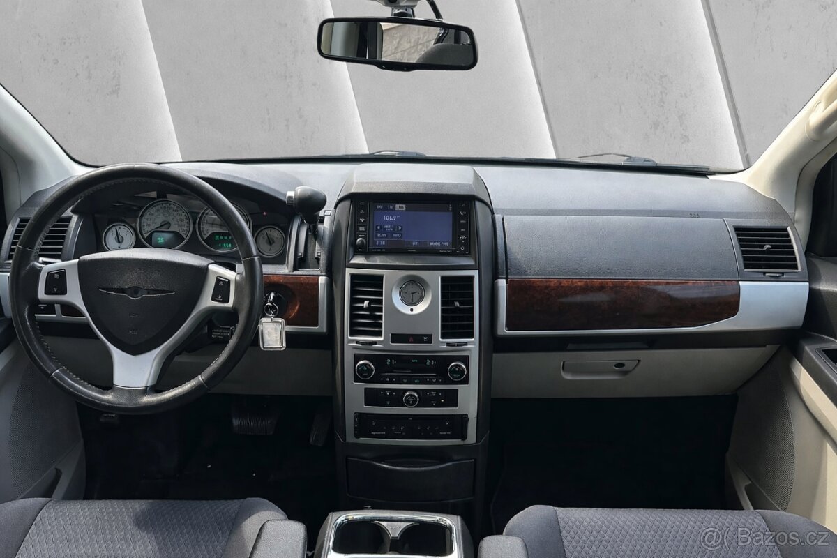 Chrysler Grand Voyager - 8