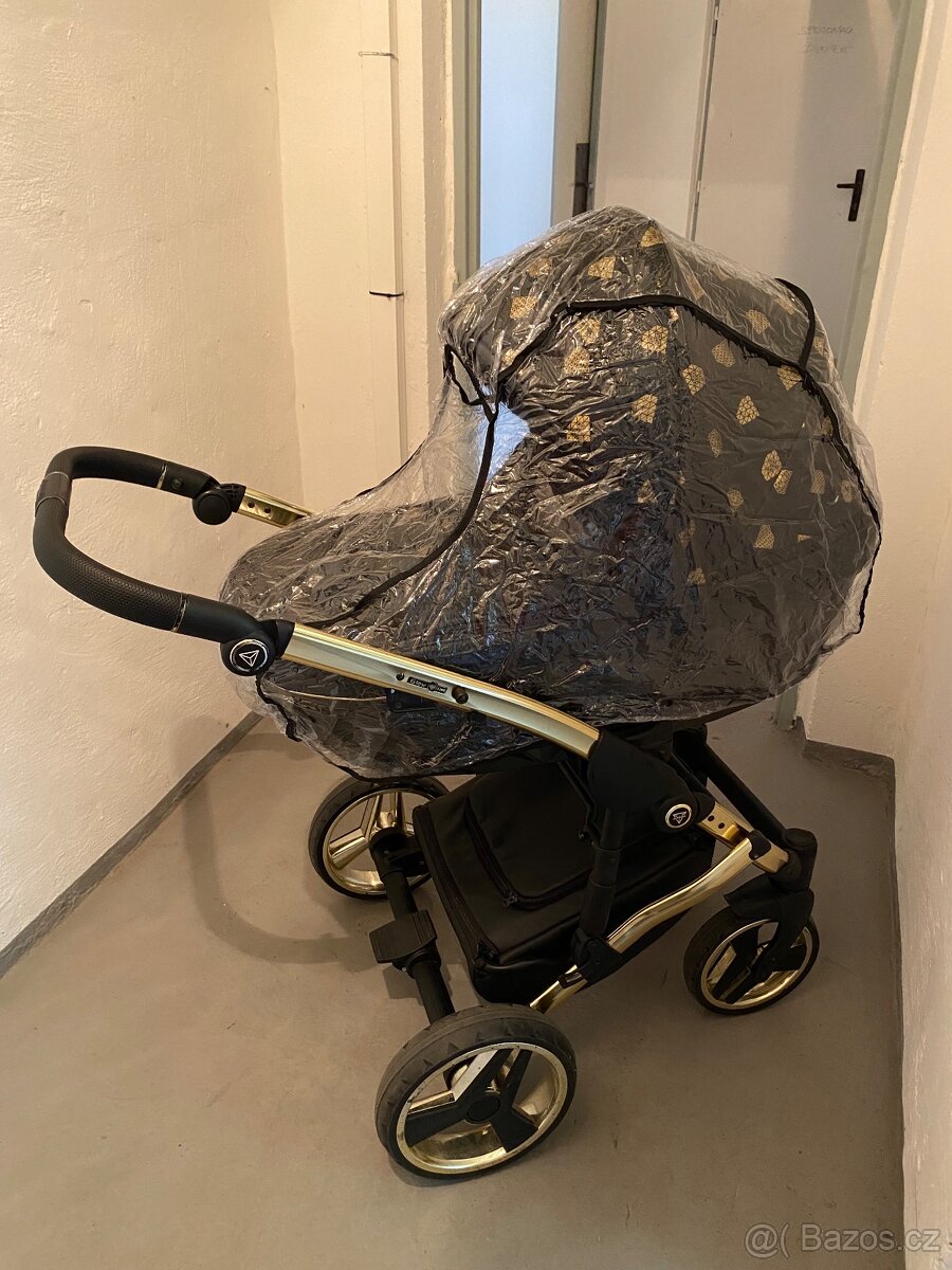 Kočárek 3v1 Junama Diamond - 8