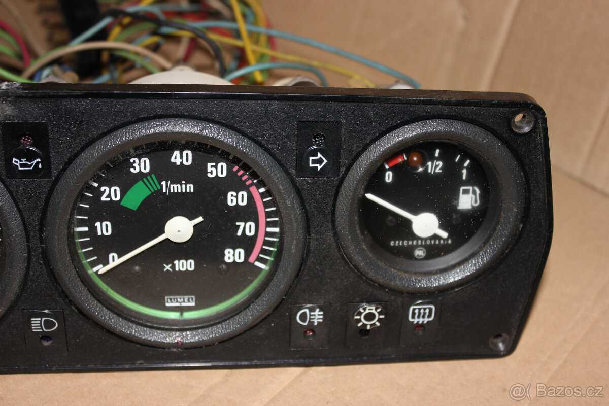 Přístrojové desky škoda 120LS/120GLS/130/135/136/Rapid/Garde - 8