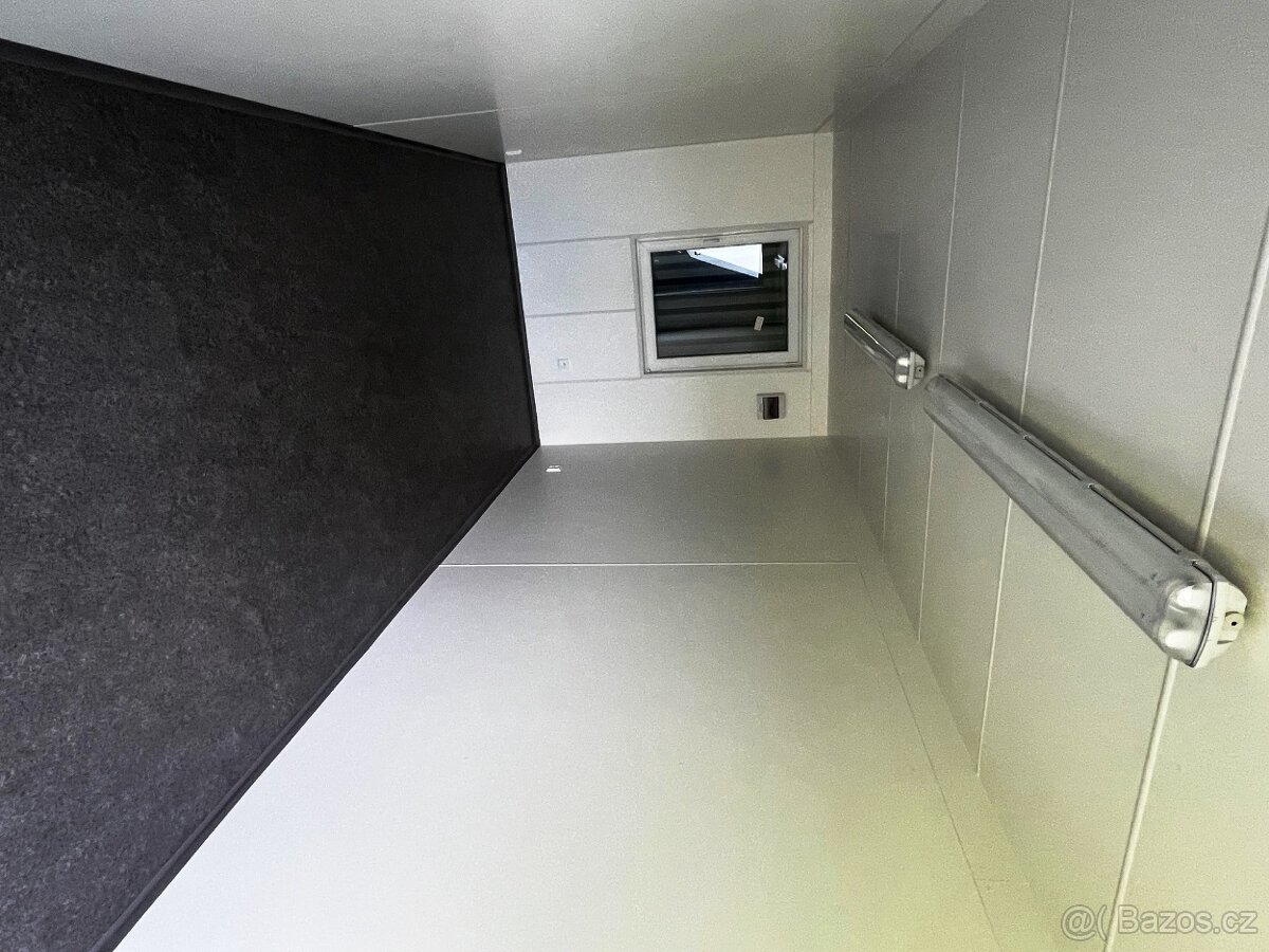 Prodám Obytný kontejner ANTIVANDAL - 8