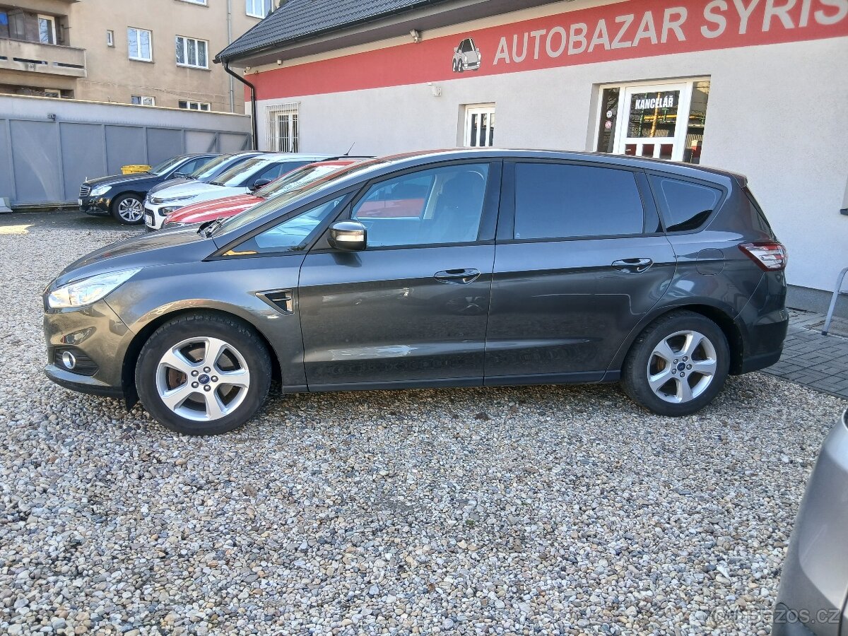 Ford S-Max 2.0 TDCi 110 KM Tažné, 5 Míst - 8