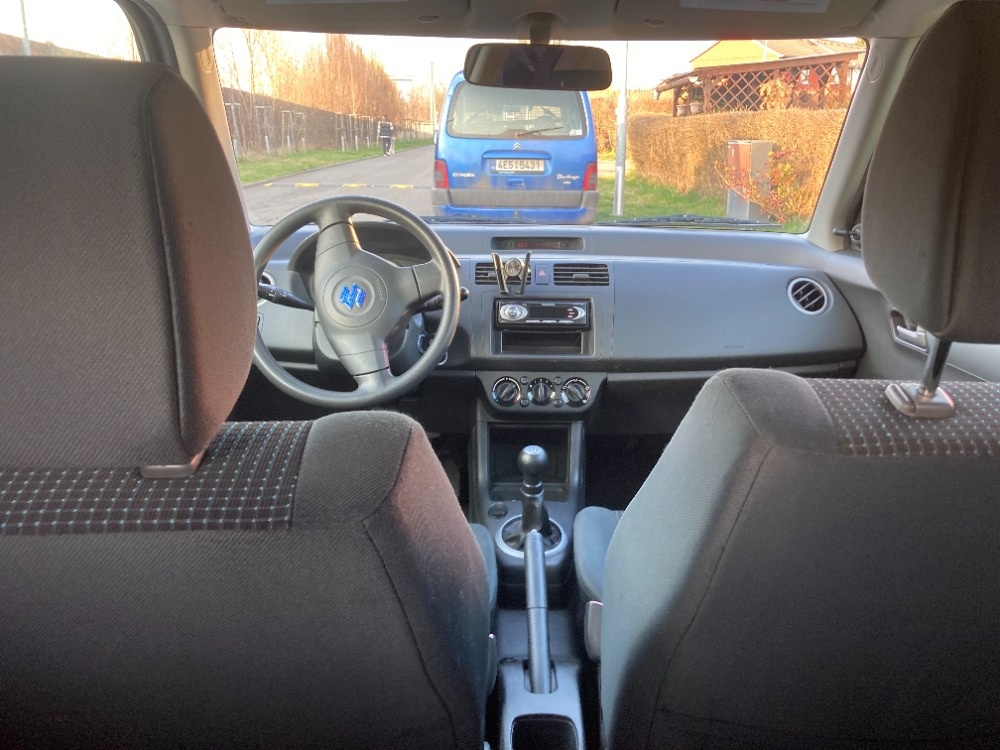 PRODÁM SUZUKI SWIFT - 8