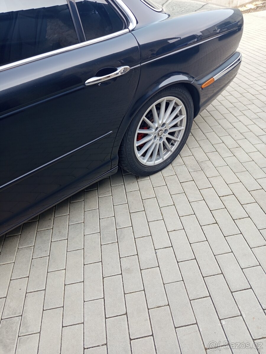 Jaguár Xj8 3.5 V8 350 - 8