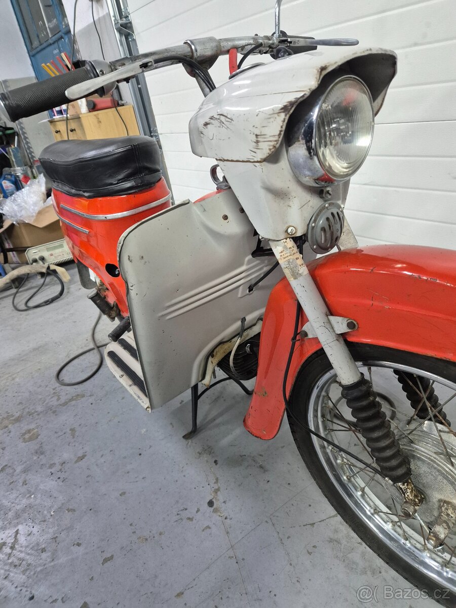 Jawa 20 L1E - 8