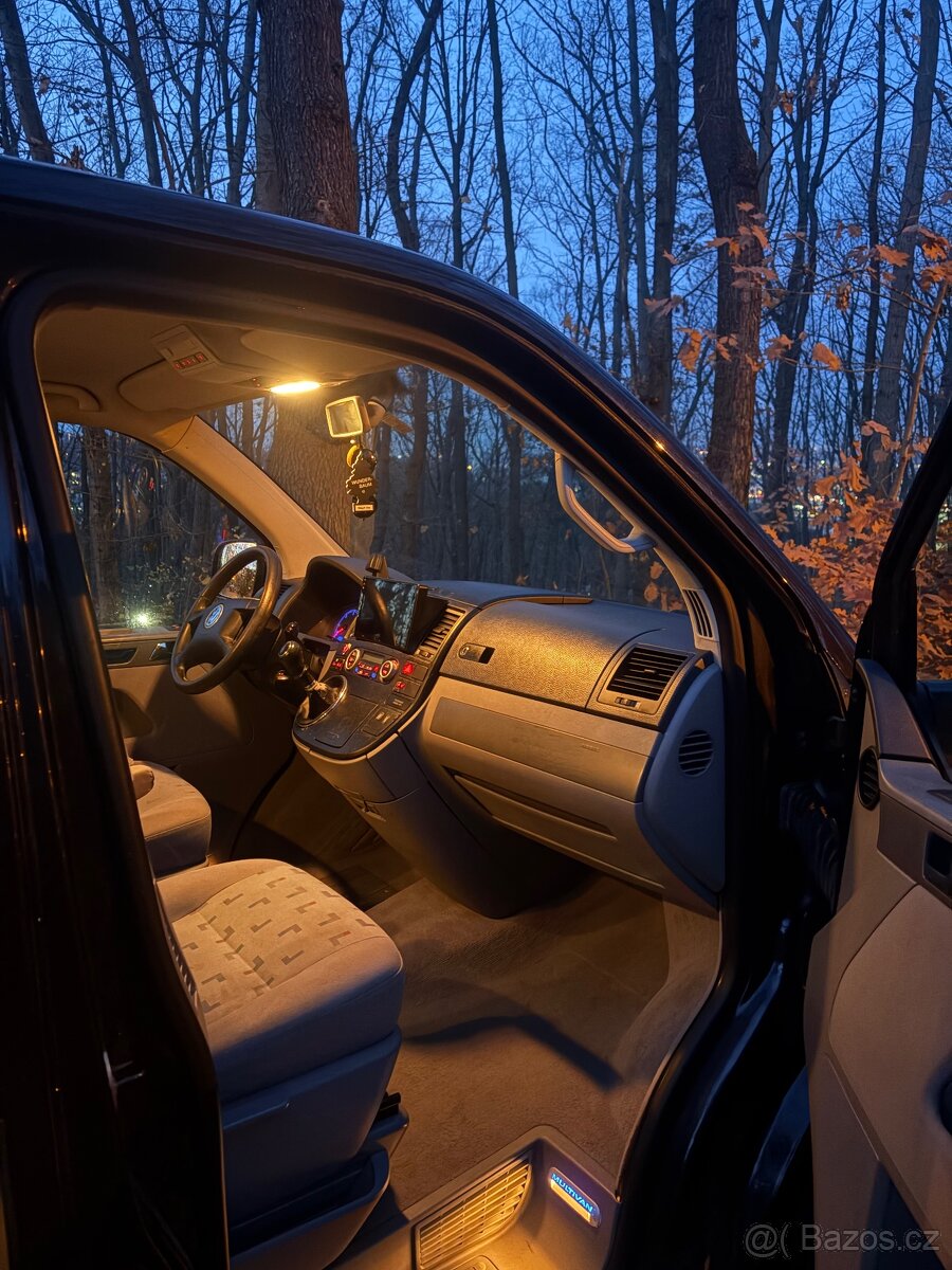 VW multivan T5 - 8