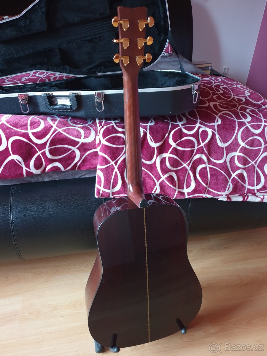 DREADNOUGHT KYTARA YAMAHA DW 15 - 8