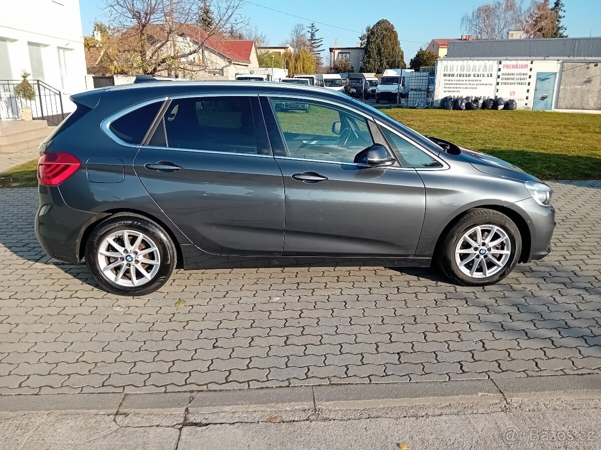 BMW Rad 2 Active Tourer 2 218d xDrive 2018 DPH - 8