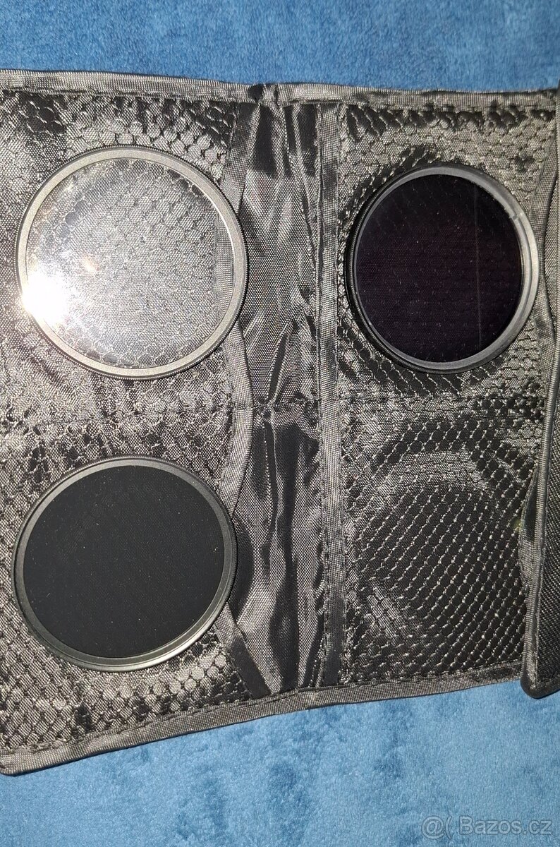 NIKON D3300 s příslušenstvím Stativ Hama star 62 - 8