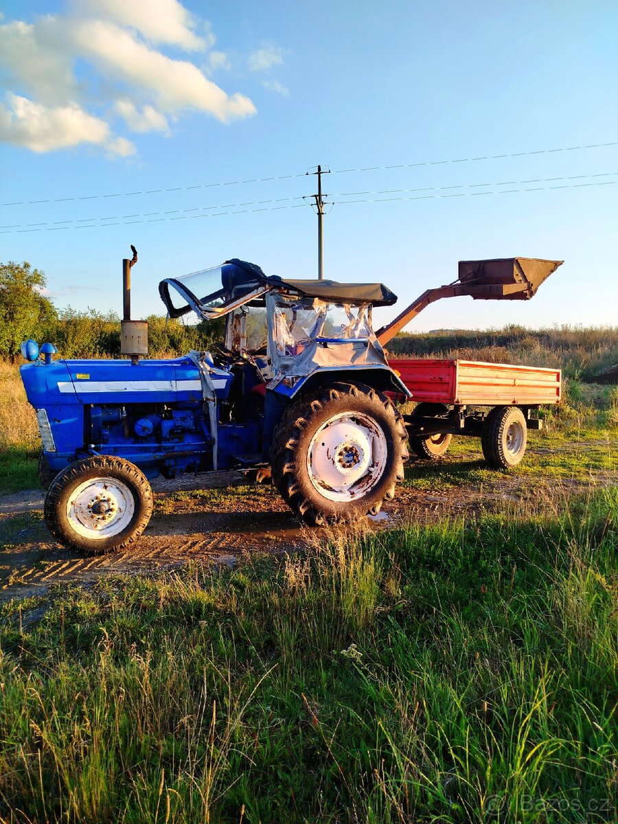 Traktor Ford 2000 39 HP - 8