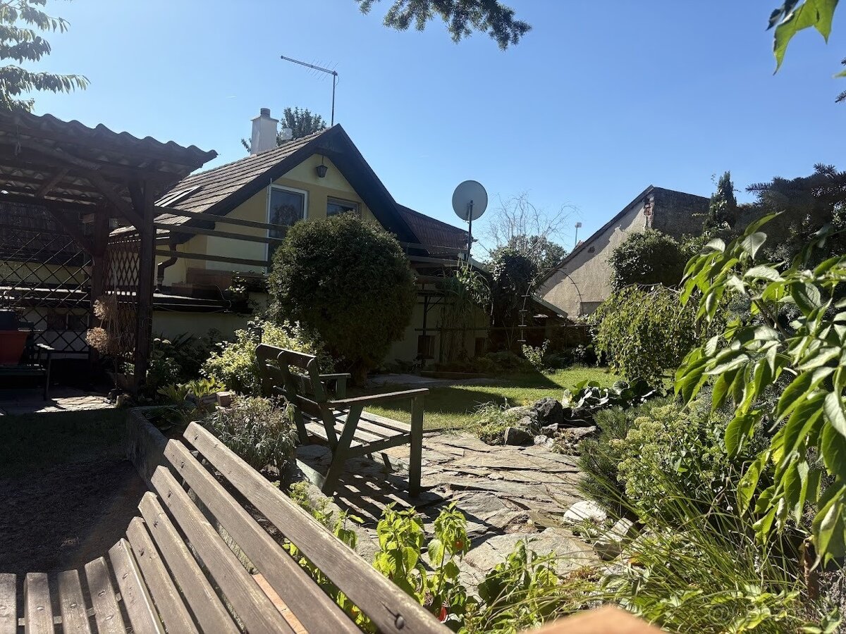 Rodinný dům v Čejkovicích u Jičína - 8