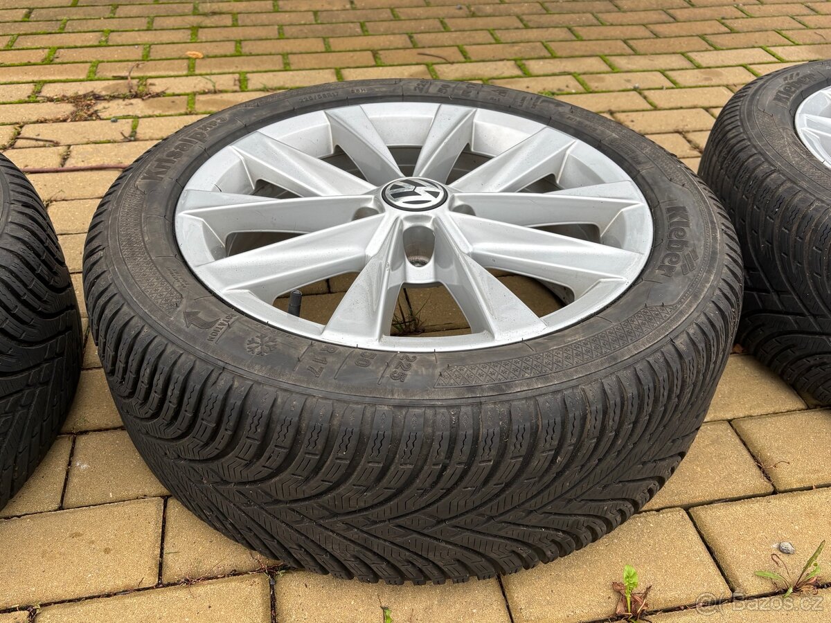 Originál ALU kola VW R17 zimní pneu 225/50 R17 - 8
